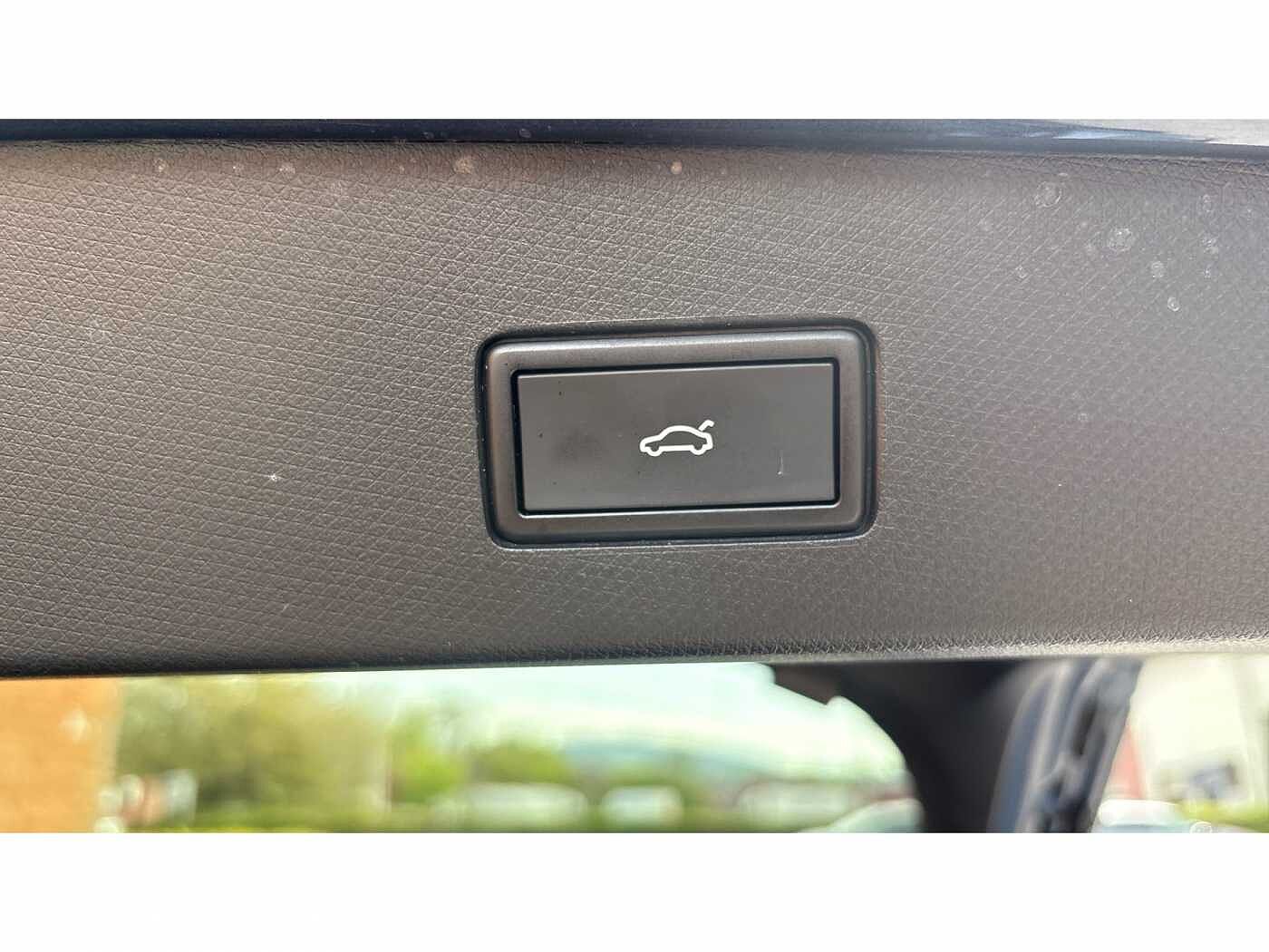 Cupra Tavascan Estate 250kW VZ2 77kWh AWD 5dr Auto