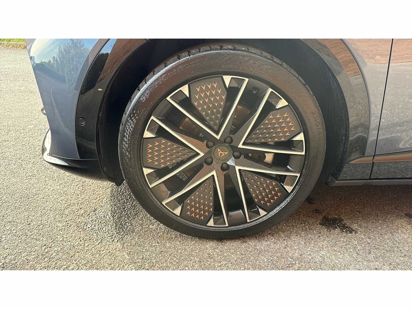 Cupra Tavascan Estate 250kW VZ2 77kWh AWD 5dr Auto