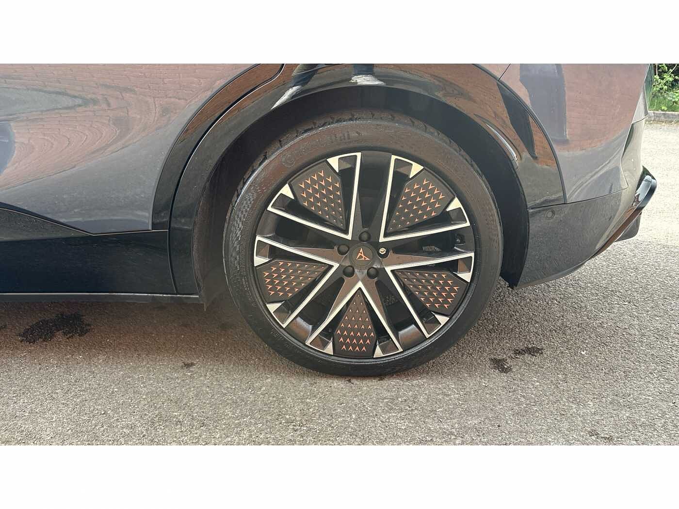 Cupra Tavascan Estate 250kW VZ2 77kWh AWD 5dr Auto